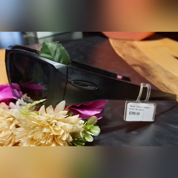 Oakley™ Heliostat OO9231 923102 61 - Matte Black - Picture 4 of 9